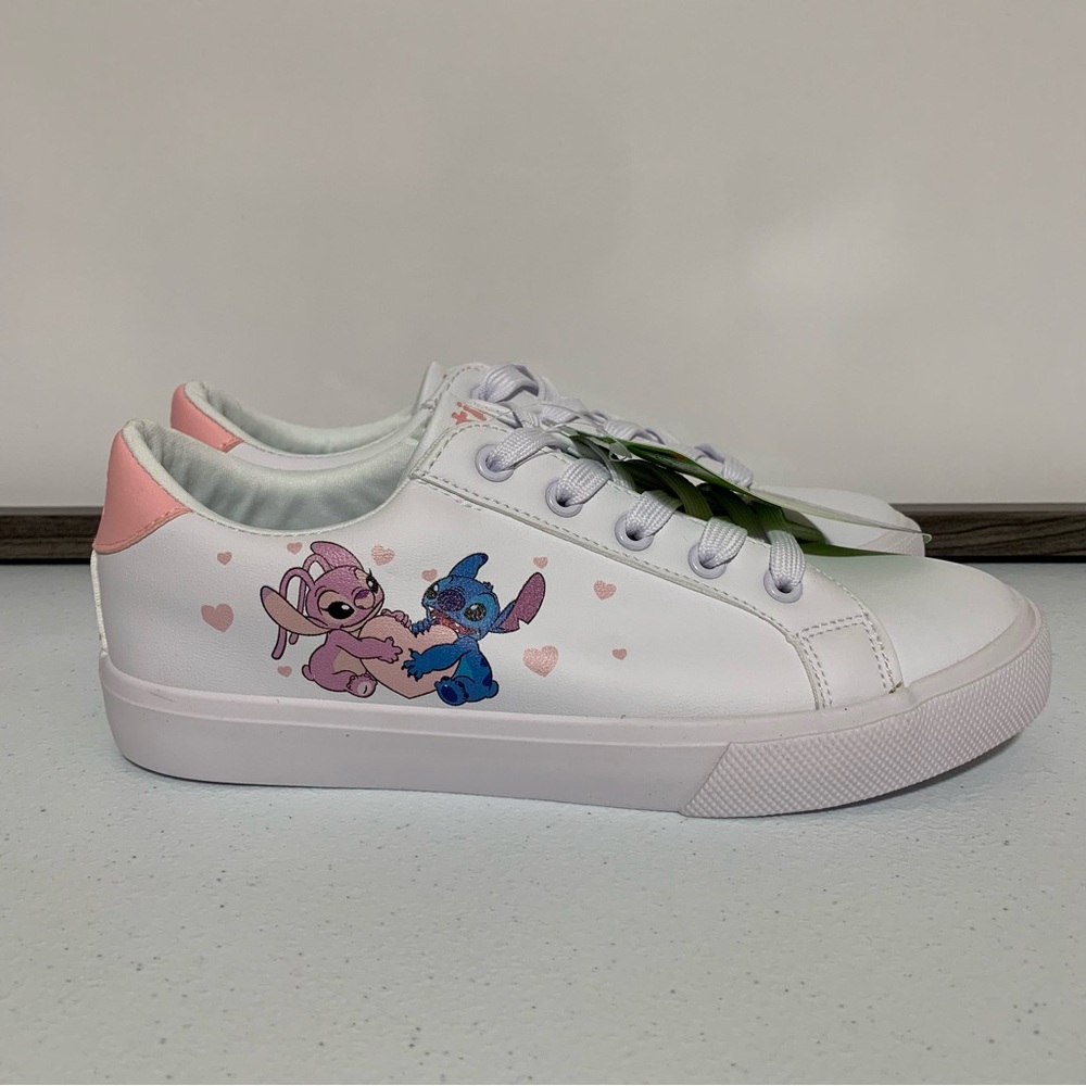 Disney Ground Up Lilo & Stitch Low Top Hearts Sneakers-Size 8 NWT